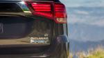 Mitsubishi Outlander PHEV 2017 года (NA)